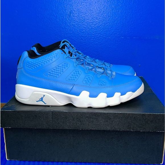 Size 13 - Men’s Nike Air Jordan 9 Retro Low Pantone 2016 832822-401 - Picture 1 of 8